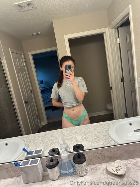 Queensass25 onlyfans sex leaks