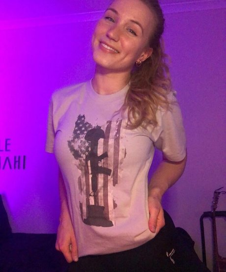 QAEKZ only fans leak nude