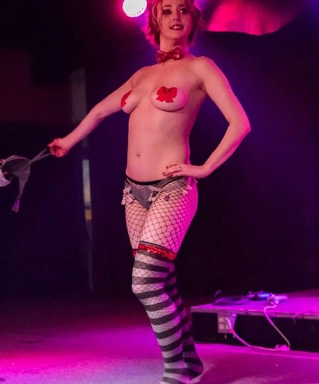 Pippsy Pinwheel leaks only fans