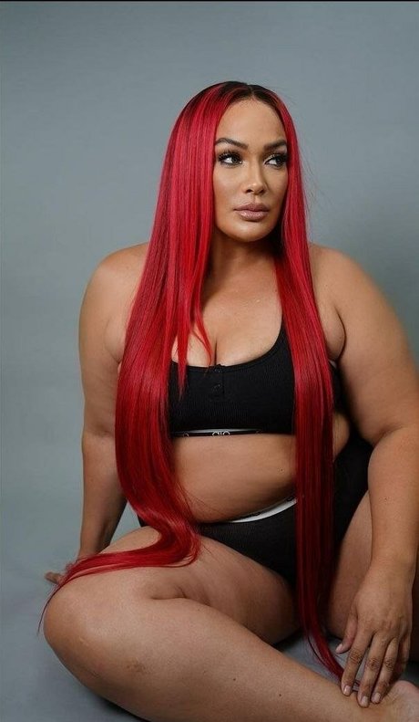 busty redhead onlyfans xxx pictures