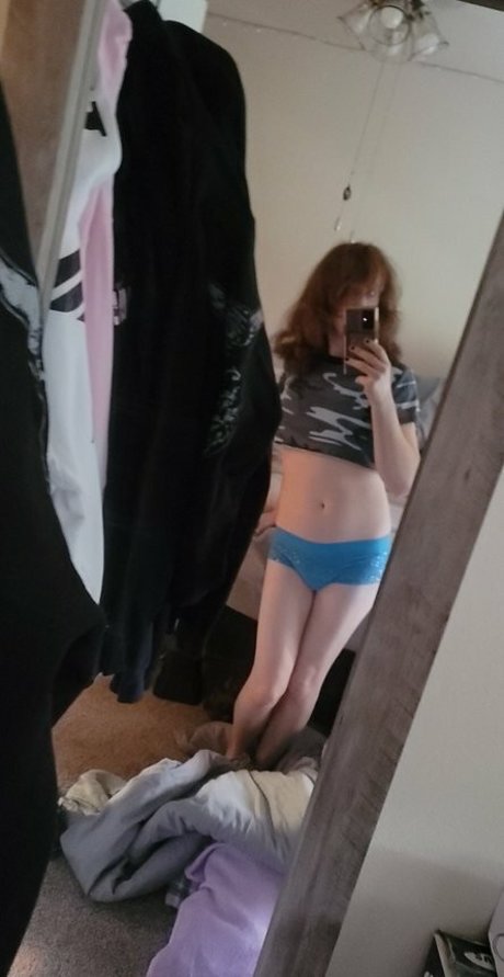 Nixie Fuze onlyfans leams