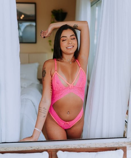 Naty Carolinne porn onlyfans leaks