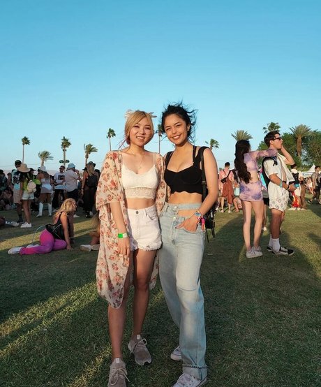 Yvonneflinetv  gallery