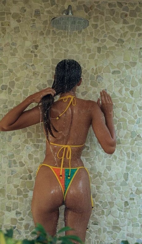 Bregje Heinen onlyfans leak ass