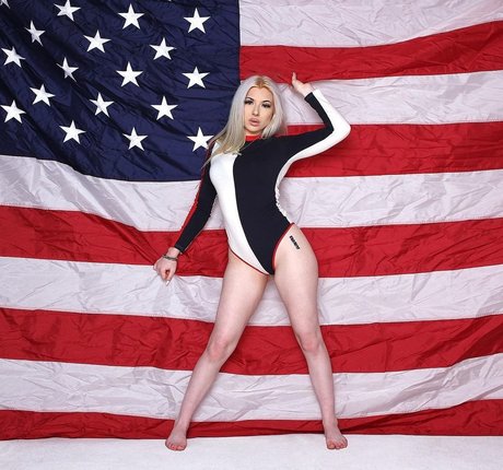 Holly Baby onlyfans naked leaks