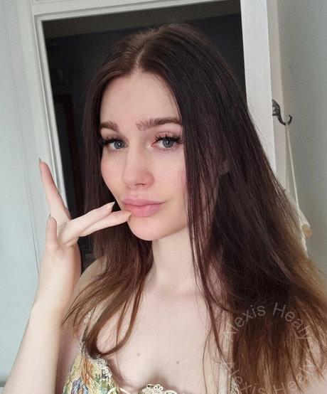AlexisHealy onlyfans nude pics