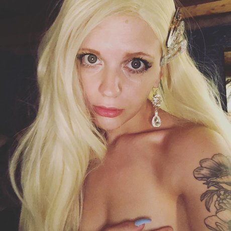 Witten Bonnie onlyfans porn leaked