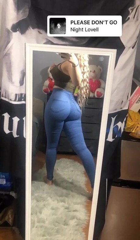 A jellyy onlyfans explicit content