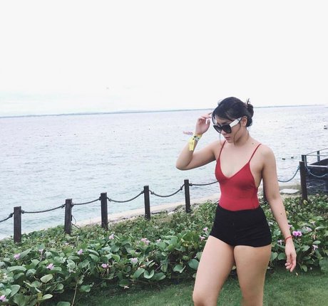 Sarah Carlos onlyfans leaked pics