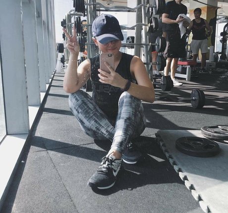 Sarah Carlos onlyfans leams