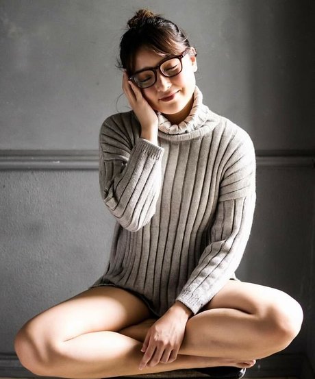 Sarah Carlos topless onlyfans