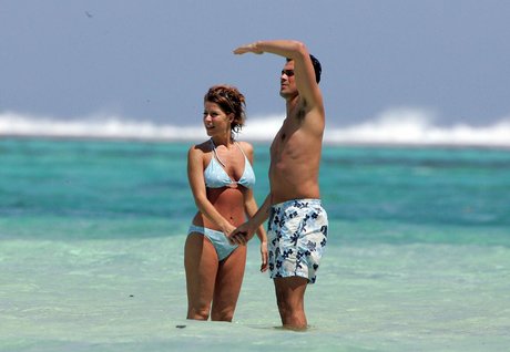 Natasha Kaplinsky  plate