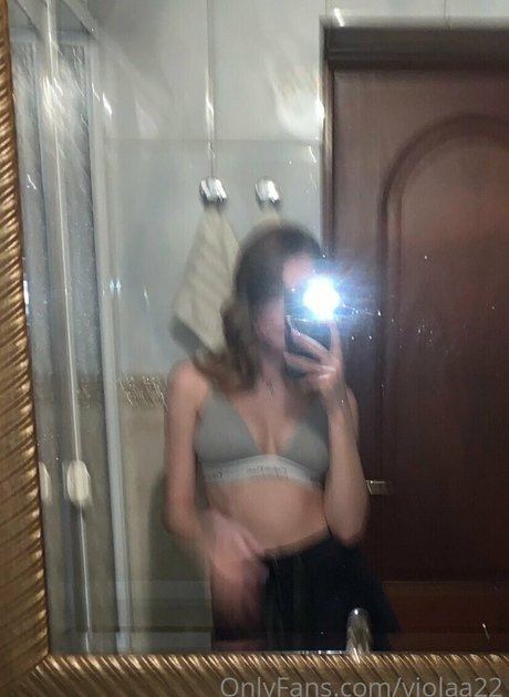 Violaa22 onlyfans lesk