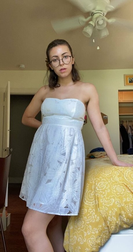 Kayleigh Adams onlyfans pics