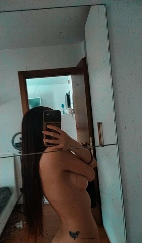 Roxanax Sg onlyfans nude leak