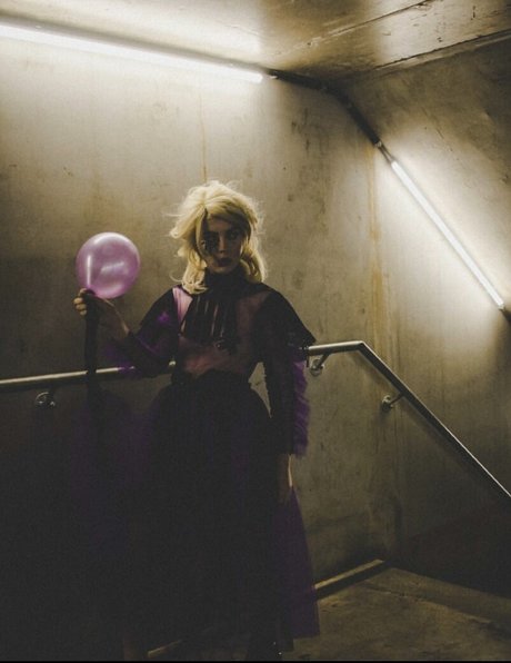 Izzy Phillips onlyfans nudes leaks