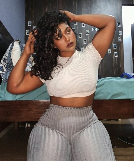 keepinitnejm onlyfans leak ass