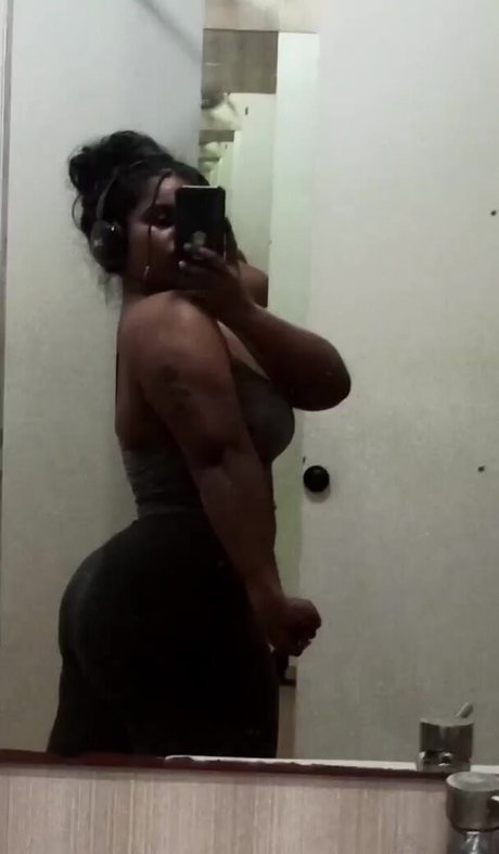 keepinitnejm naked only fans