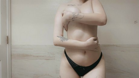 Favewaifu nude onlyfans leaked