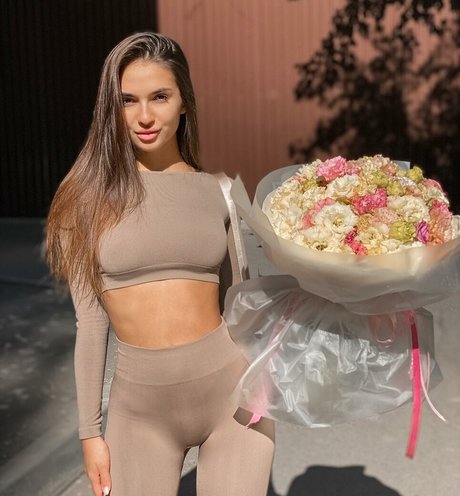 emilyemrata2 leaked onlyfans content