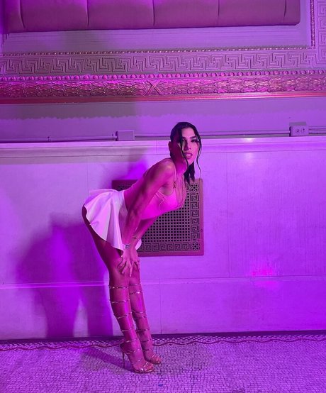 izzy svmmer desnuda onlyfans