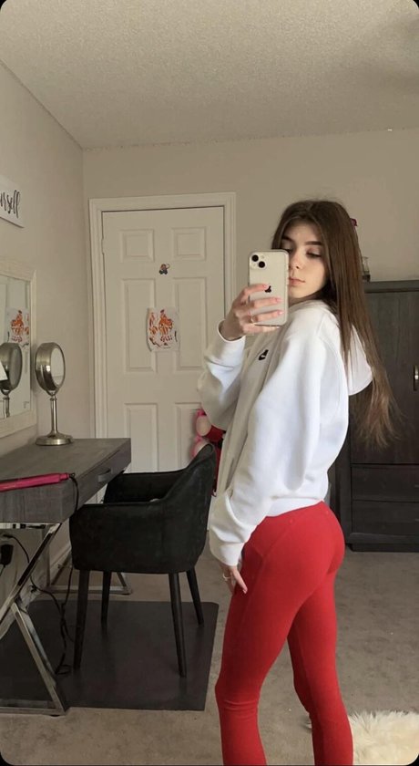 Katie Isnor onlyfans leaked nude