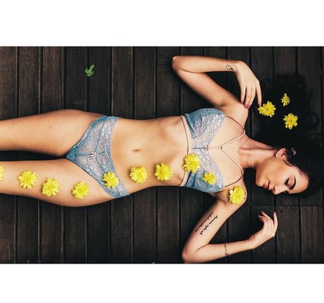 Mari Fioretti onlyfans leak