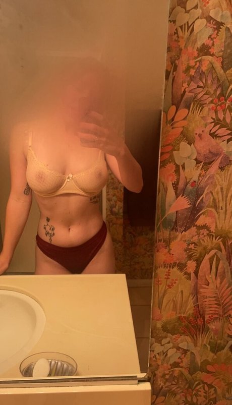 Robynator23 Profile image