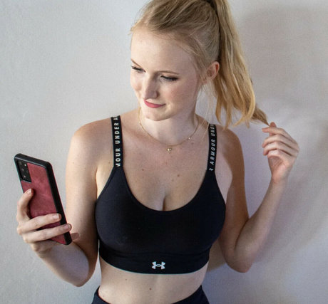 valerieneli onlyfans leaked nudes