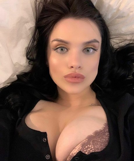 Alyssa Tognetti only fans content