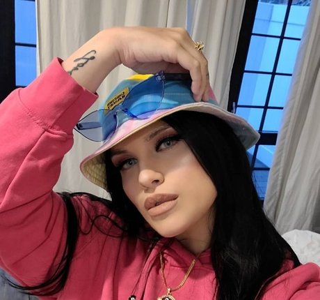 Alyssa Tognetti onlyfans photo