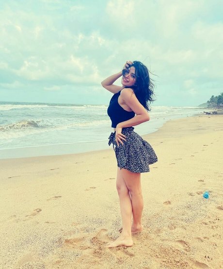 bossgirlannie naked onlyfans leaks