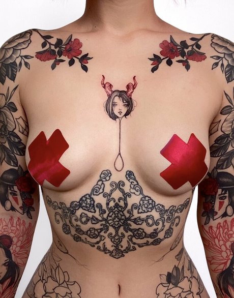 Lunachrissy onlyfans nudes leaks