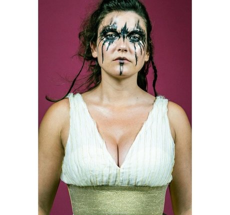 Eleonore Costes onlyfans nude pictures