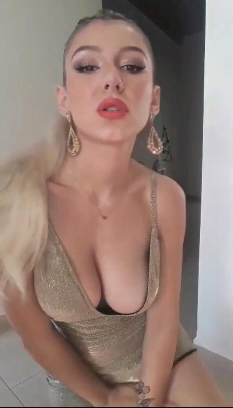 Abril Melnyk onlyfans leaks xxx