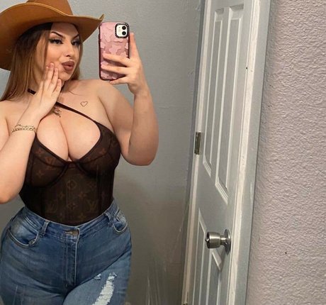 Daniela Ehimy onlyfans leaked pics