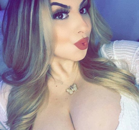 Daniela Ehimy onlyfans photo