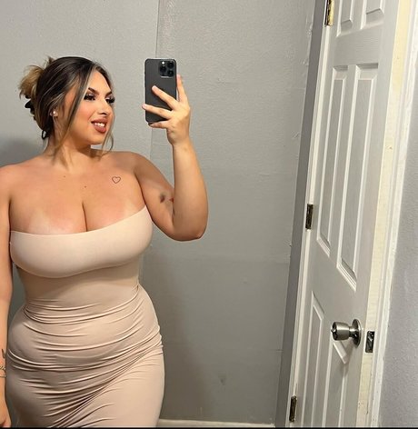 Daniela Ehimy onlyfans nude tits