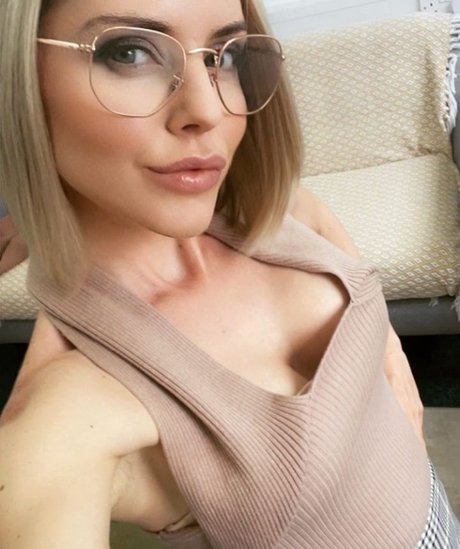 Stephanie Waring onlyfans leaked free