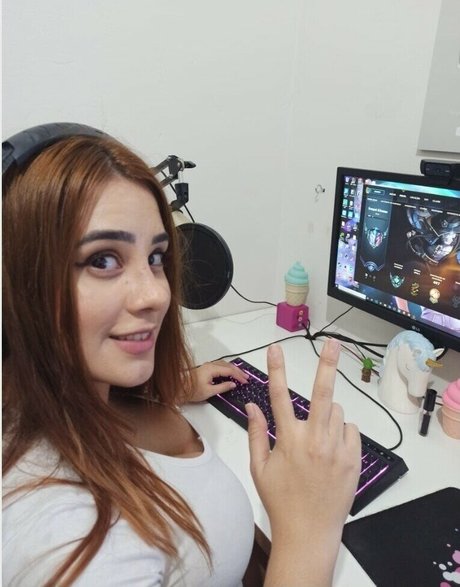 Isabela Barri naked onlyfans leak