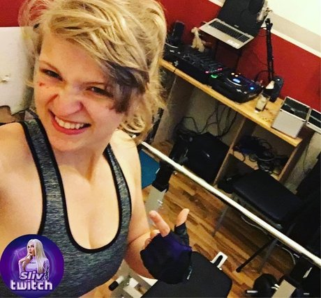 Sintica only fans leaks