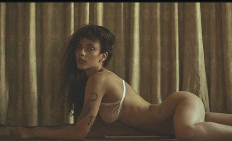 Greta Cozzolino onlyfans leaked dirtyship