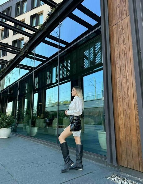 alicebrightt onlyfans leak fuck