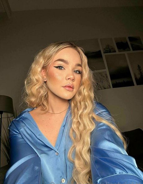 alicebrightt onlyfans leak new