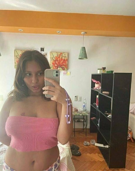 estelagomez onlyfans x