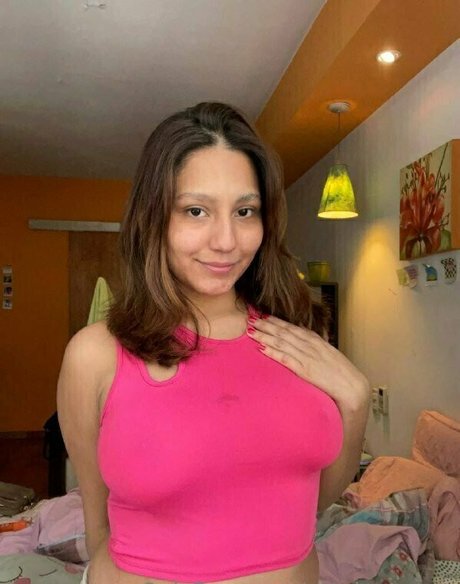 estelagomez only fans photos