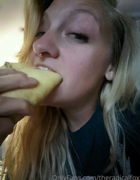 theradicalfox onlyfans leaked dirtyship