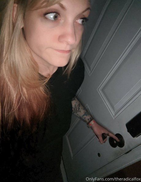 theradicalfox onlyfans leaked free