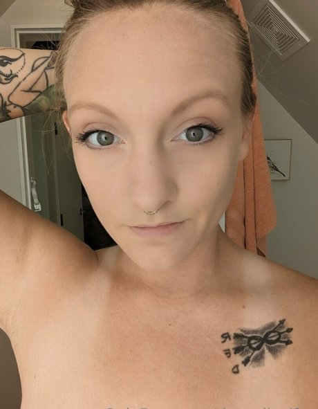 theradicalfox free onlyfans