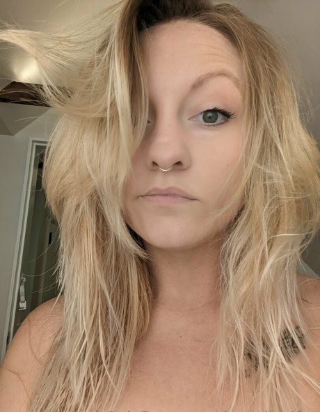 theradicalfox onlyfans leaked porn